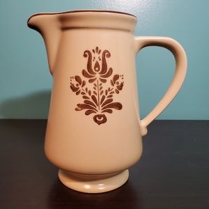 Pfaltzgraff Village Pitcher, 2L 2Q